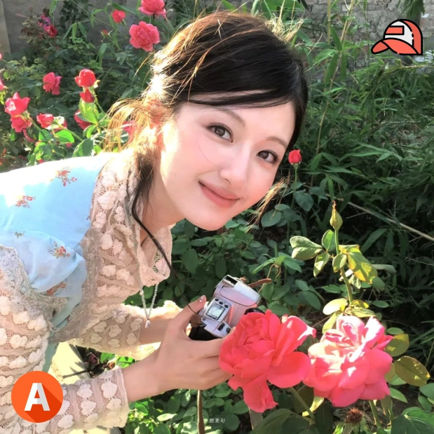 何女士